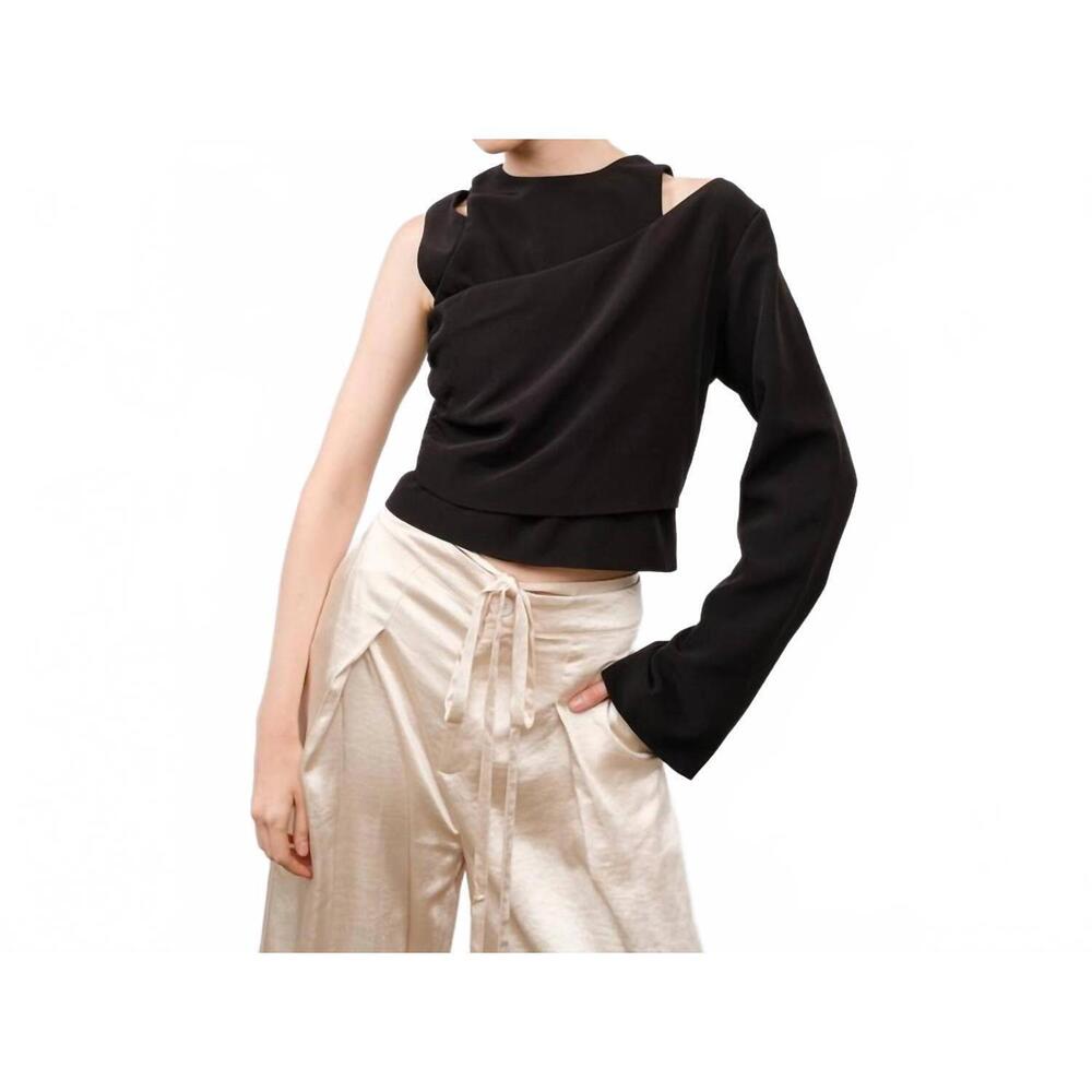 NEW INA FASHION round neck asymmetrical sleeve cut-out crop top in black